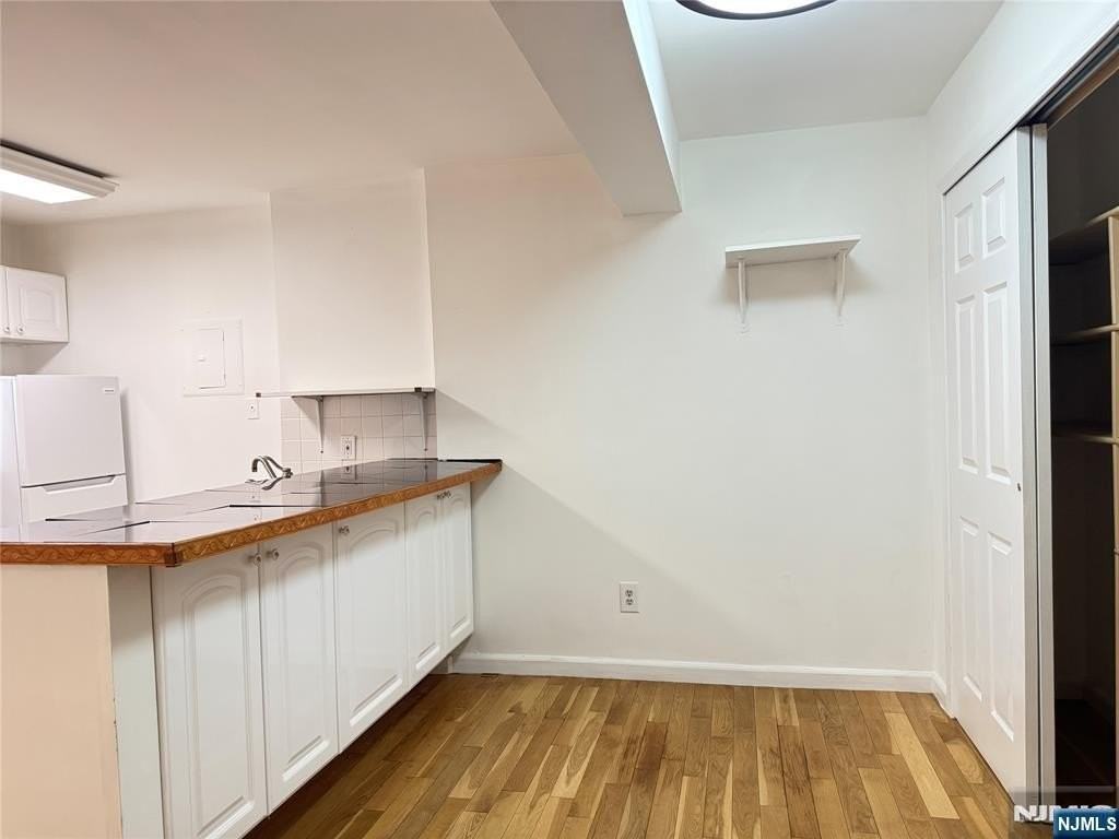 333 Grand Ave #2R - Photo 6 of 13