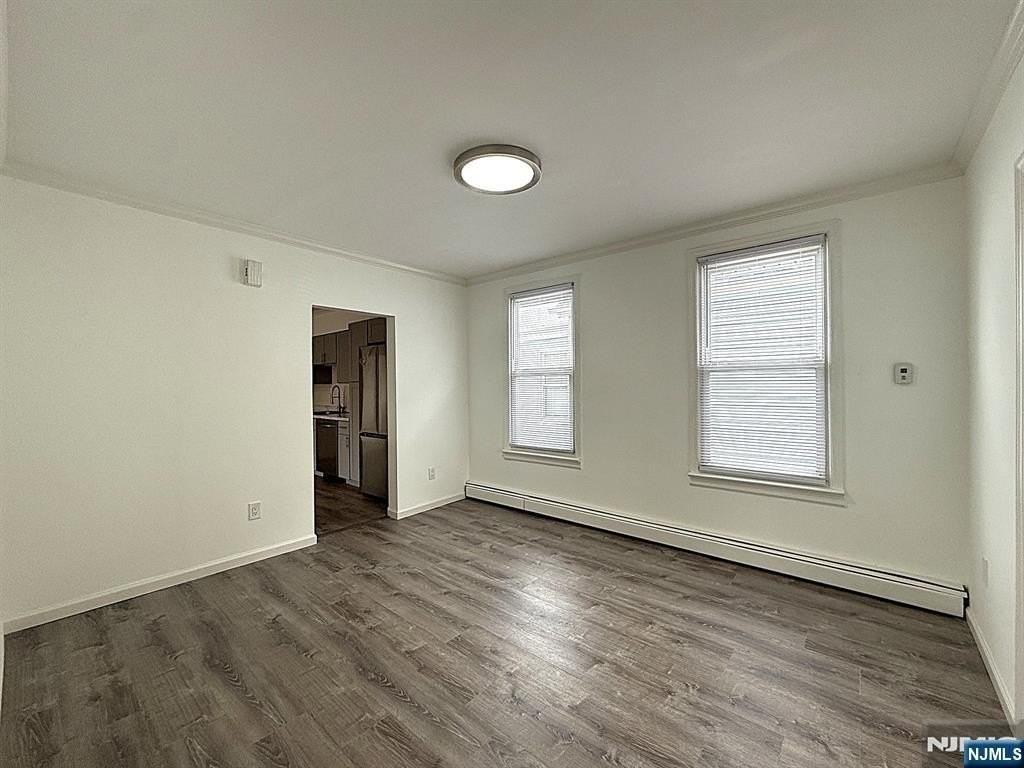 189 William St - Photo 2 of 13