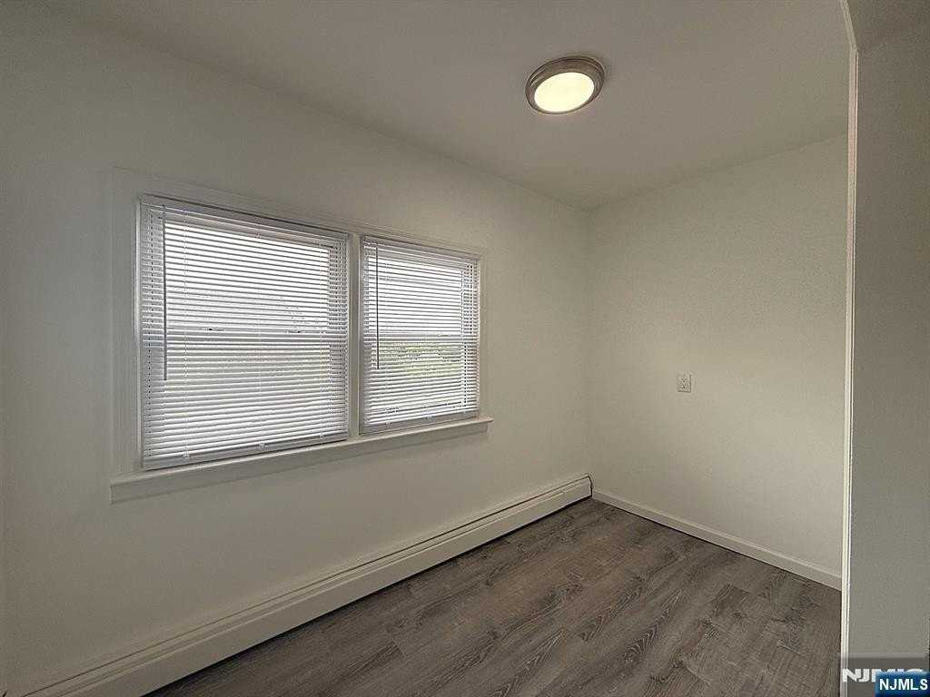 189 William St - Photo 6 of 13