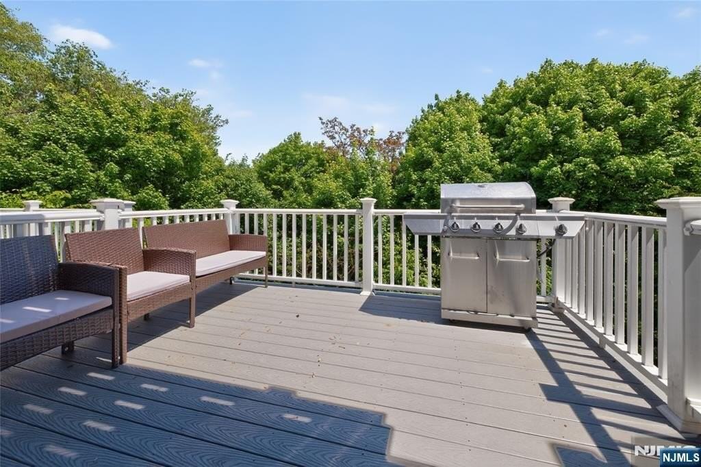 524 Harrison Ave #3 - Photo 7 of 32