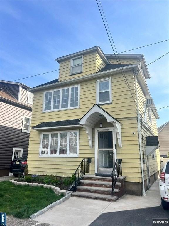 62 Stein Ave #2