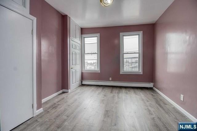 413 70th St #5 - Photo 3 of 7