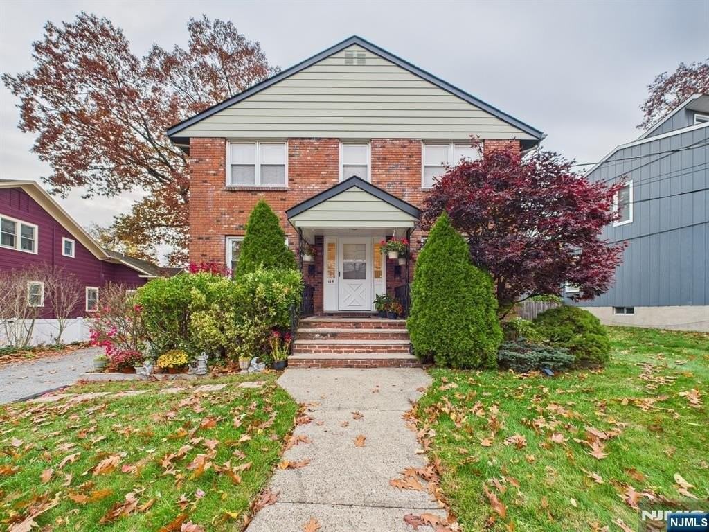 114 Ackerman Ave