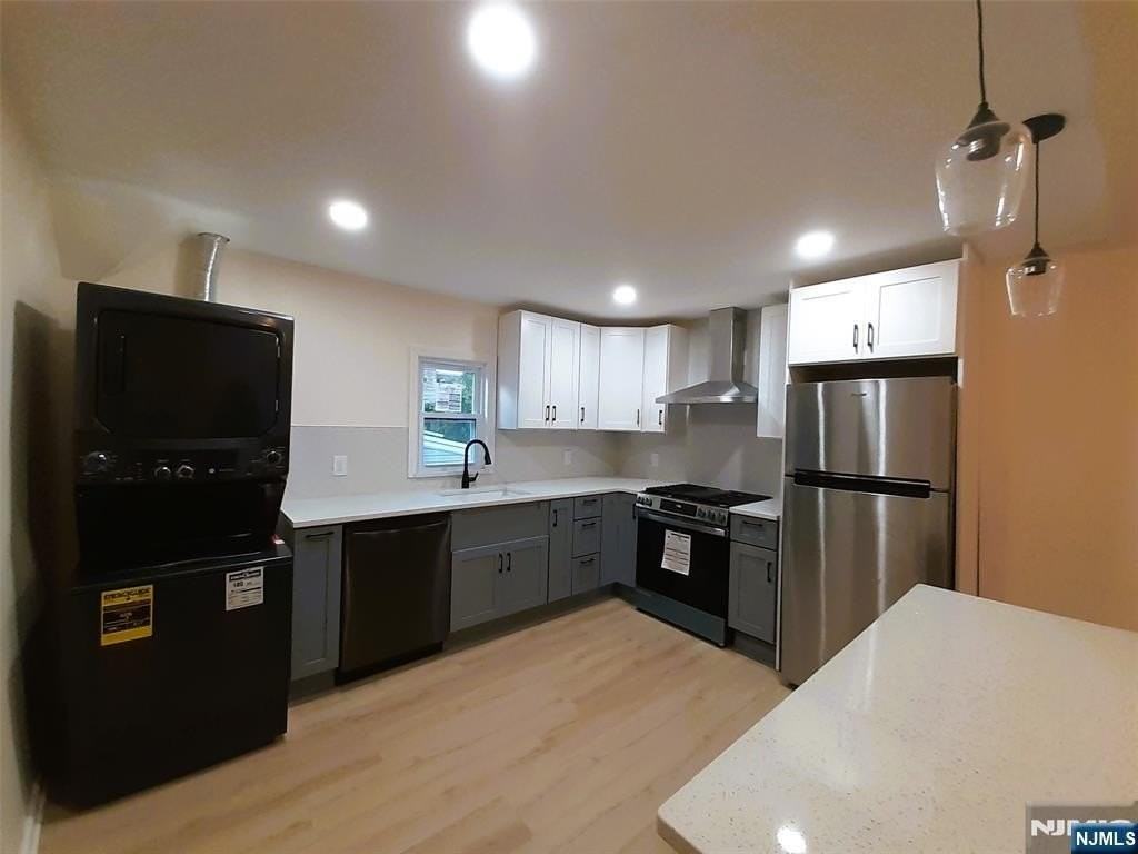 213 Elm Ave #2FL - Photo 3 of 15