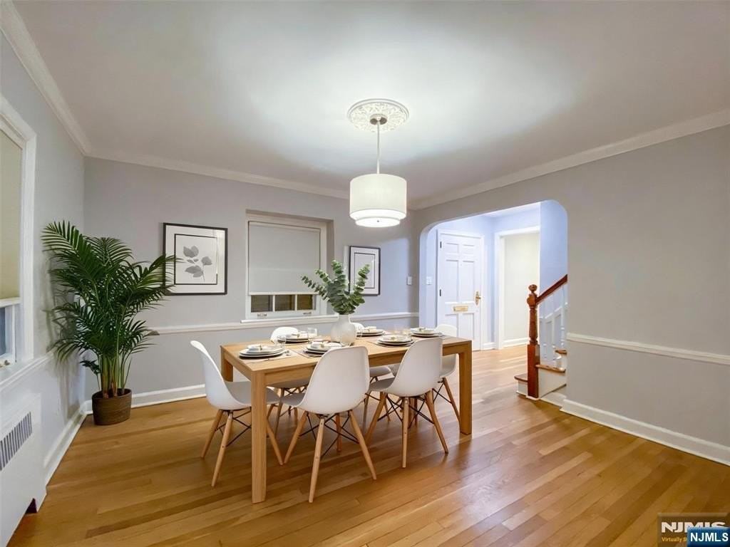 198 Rodney St - Photo 5 of 18