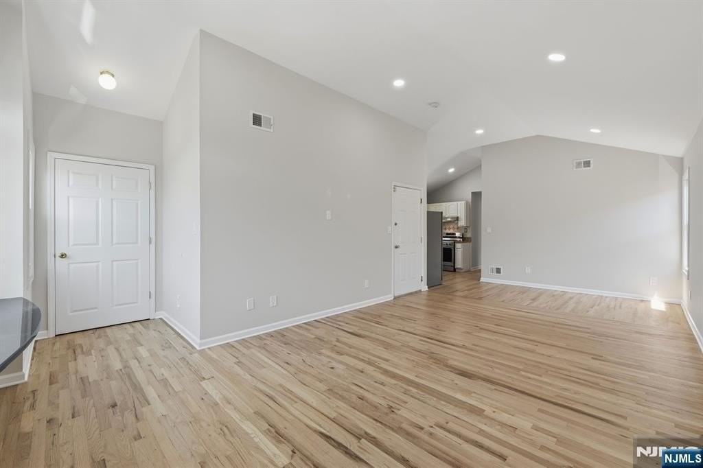 130 3rd St #2 - Photo 5 of 10