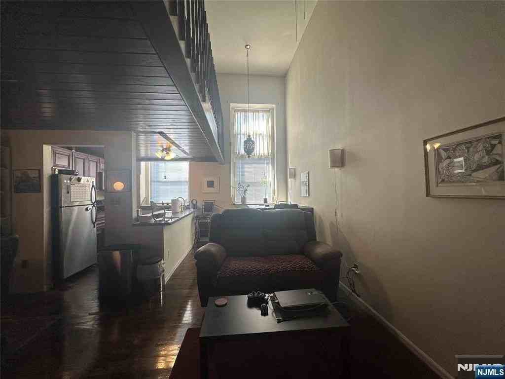 464 Central Ave #B9 - Photo 4 of 21