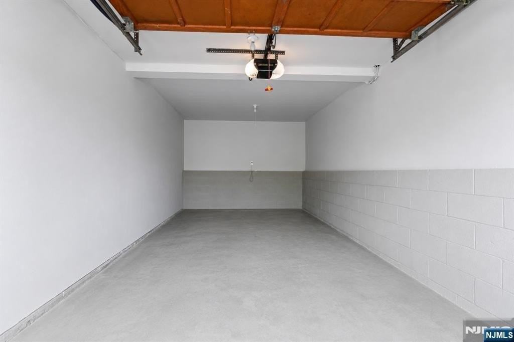 230 Orchard Dr - Photo 3 of 24