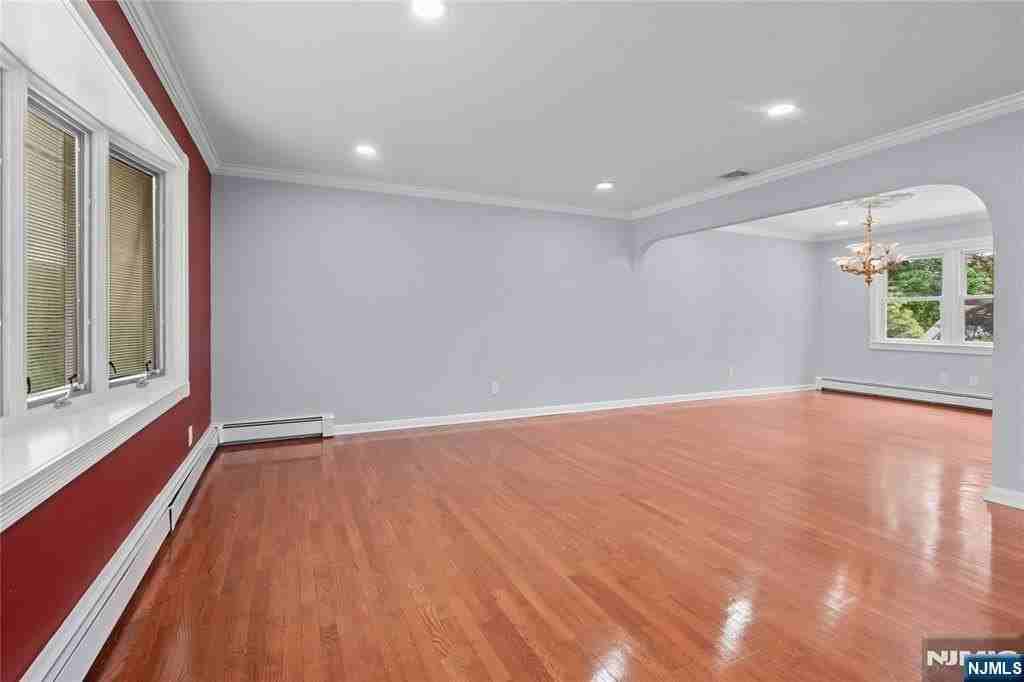 230 Orchard Dr - Photo 5 of 24