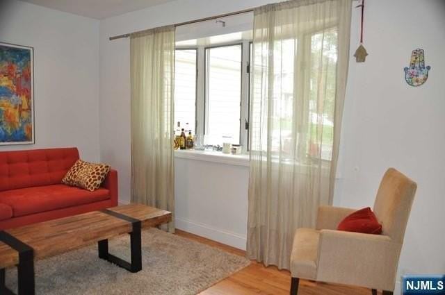 24 Elmwood Ter - Photo 3 of 14