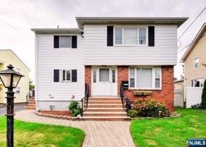 152 Williams Ave #1stFL - Photo 1 of 1