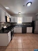 featured image of 117 S 12th St #3