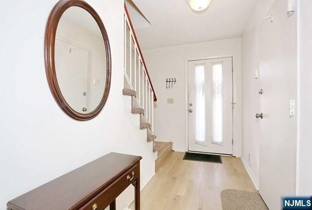16 Alana Dr #16 - Photo 6 of 49