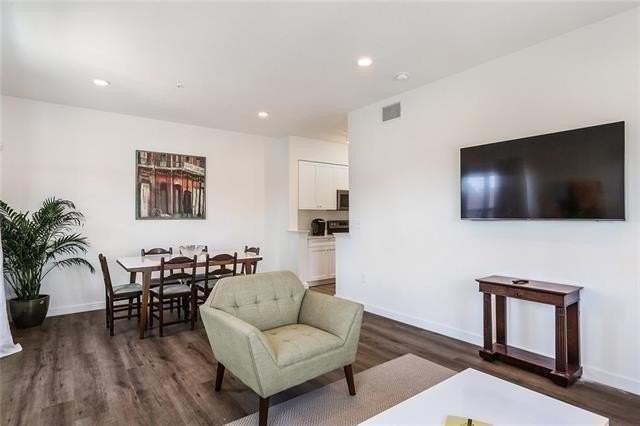 2100 Saint Thomas St #301 - Photo 4 of 14