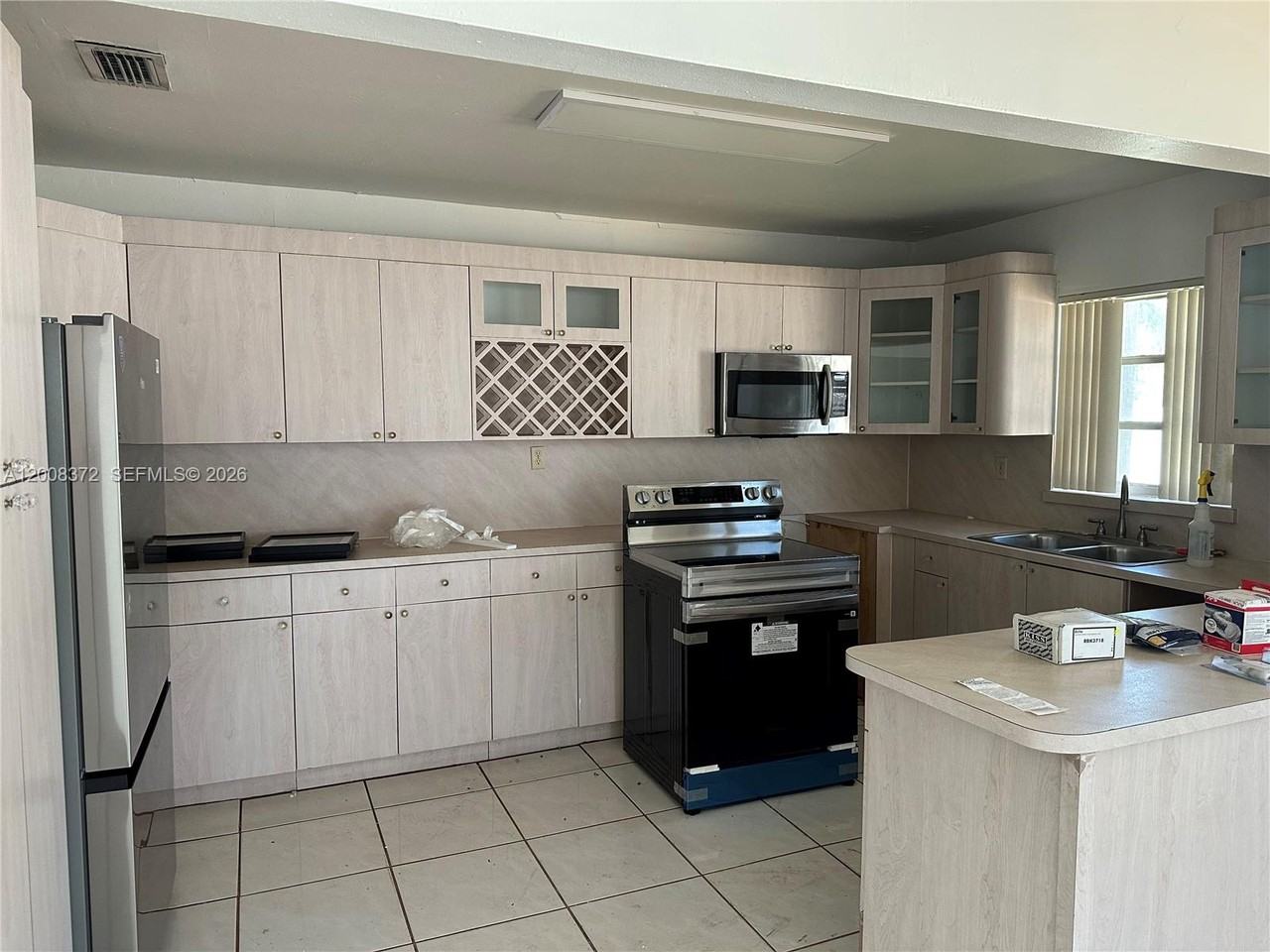 3100 Sw 103rd Ct - Photo 3 of 7