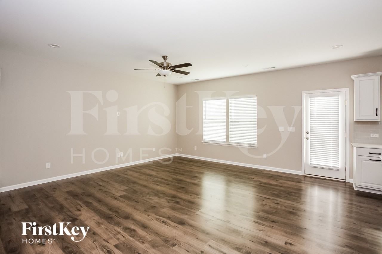 777 Alexander Commons Dr - Photo 3 of 19