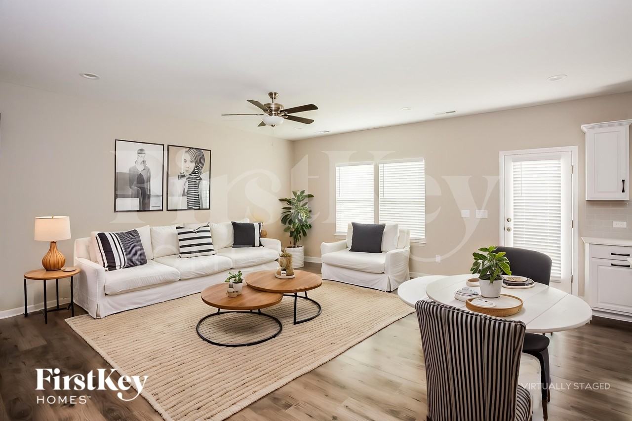 777 Alexander Commons Dr - Photo 4 of 19