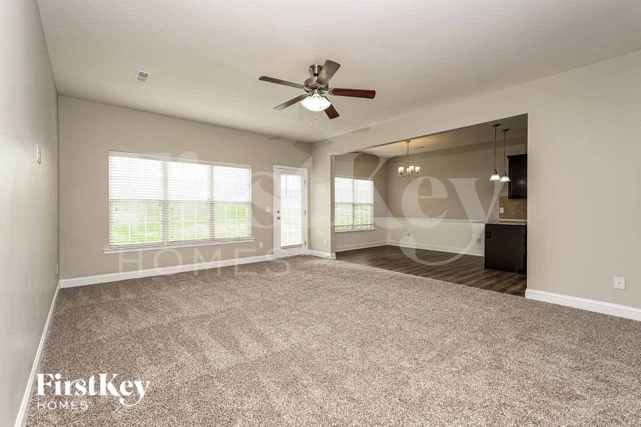3674 Hayfield Ct - Photo 2 of 19
