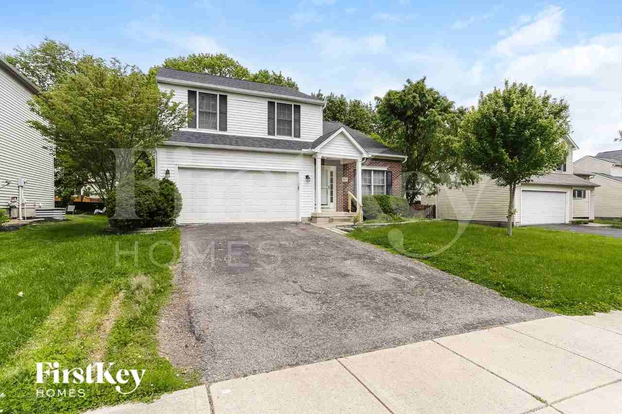 1870 Pine Grove Pl - Photo 2 of 19