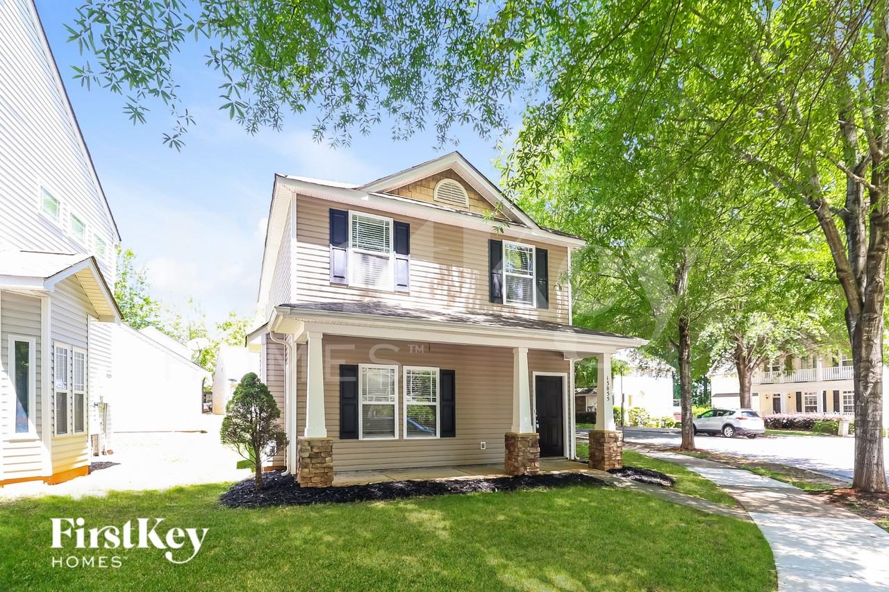 13055 Windy Lea Ln - Photo 2 of 19