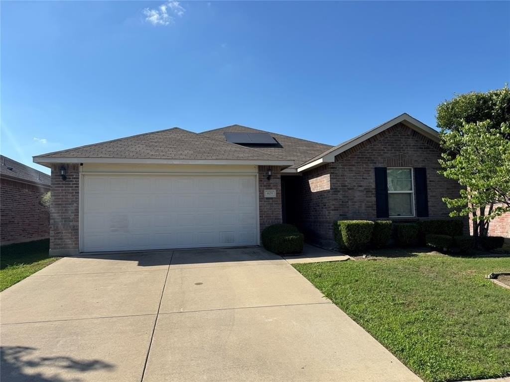 805 Underhill Dr - Photo 7 of 31
