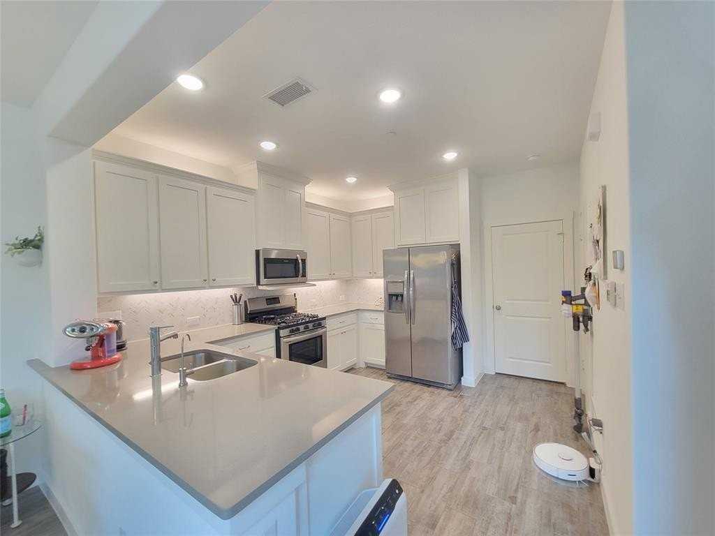 3913 Crown Ave - Photo 6 of 23
