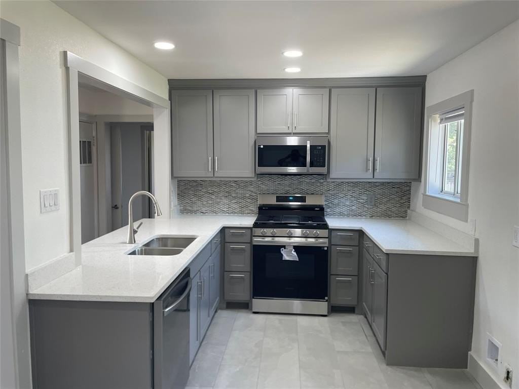 217 Terry Rd - Photo 4 of 13