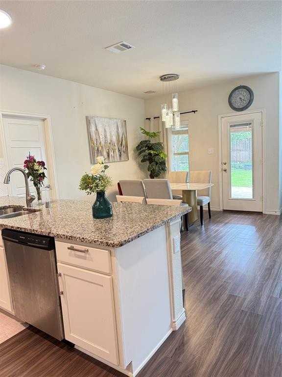 3605 Rio Grande Rd - Photo 5 of 11
