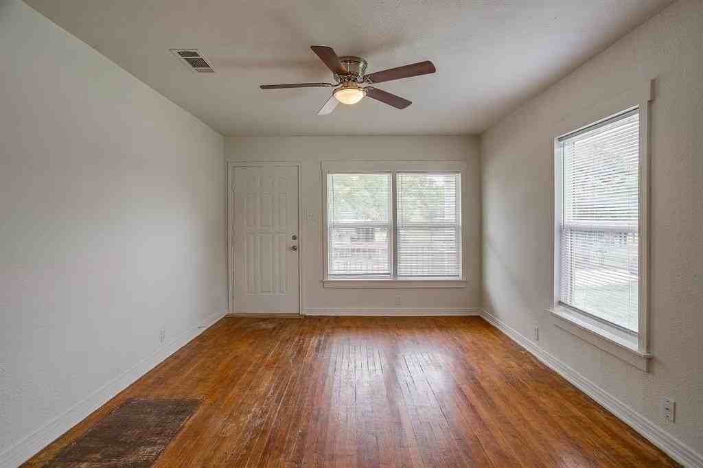 6521 Six J Ct - Photo 5 of 20