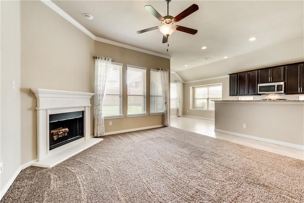 1312 Nacona Dr - Photo 4 of 25