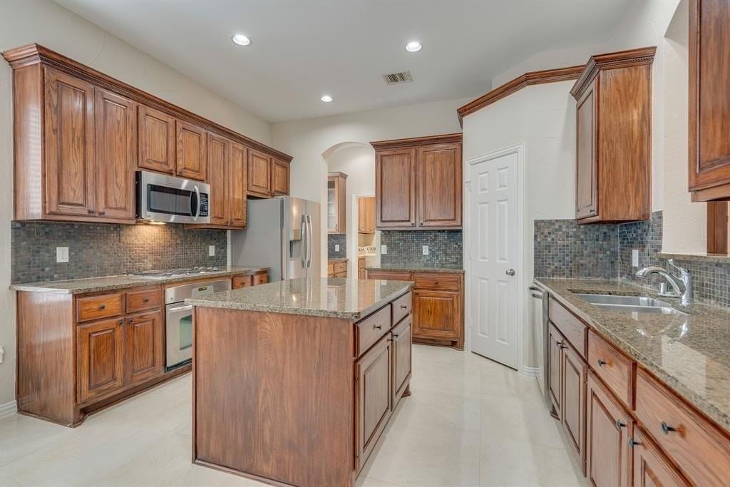 2746 Nightwind Ct - Photo 7 of 38