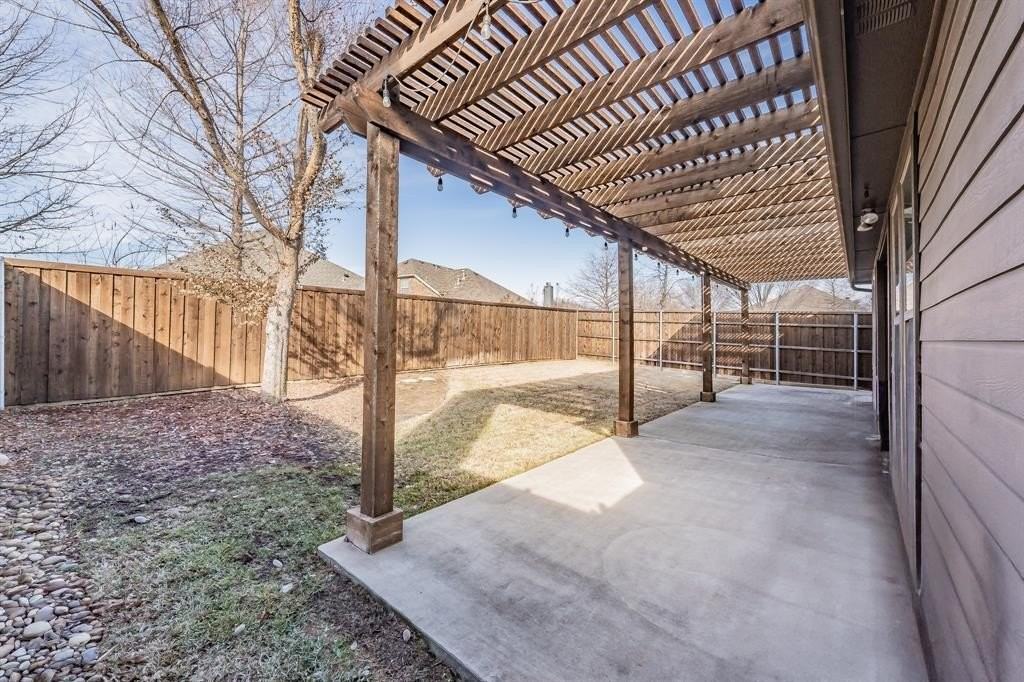 412 Hideaway Rd - Photo 7 of 8