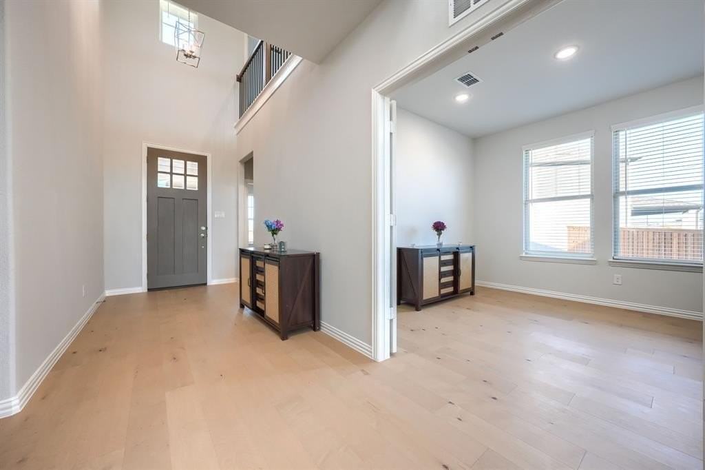 1309 Buttercup Rd - Photo 7 of 38