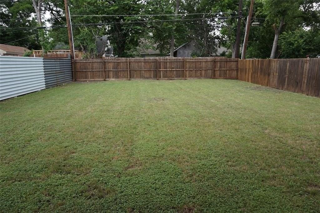 2611 Fernwood Ave - Photo 2 of 7