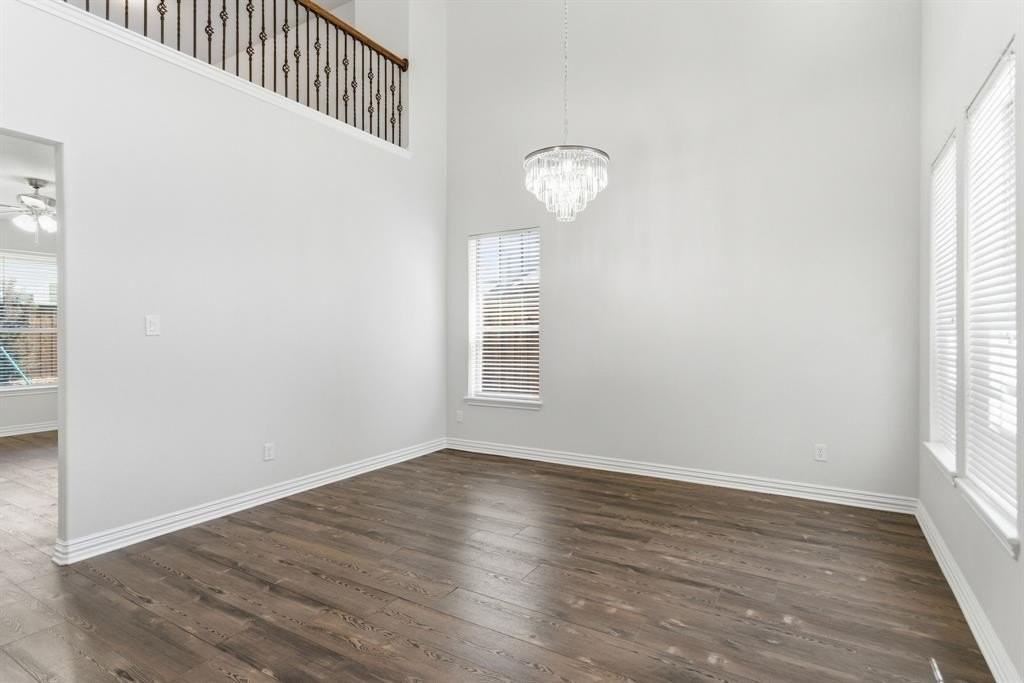 5308 Sandstone Ln - Photo 6 of 37