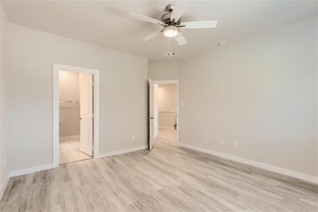 2404 Freshwater Ln - Photo 4 of 13