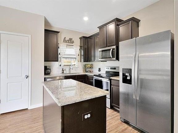 3004 Parker Rd - Photo 4 of 7
