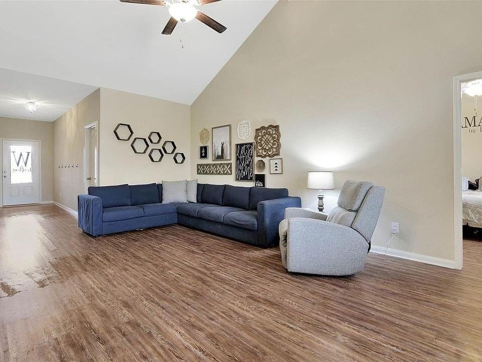3004 Parker Rd - Photo 6 of 7
