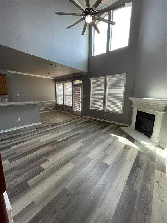 208 Mozart Way - Photo 4 of 27