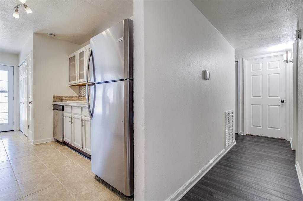 551 Hightrail Dr - Photo 5 of 25