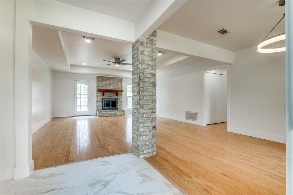1323 Lark Ln - Photo 2 of 29