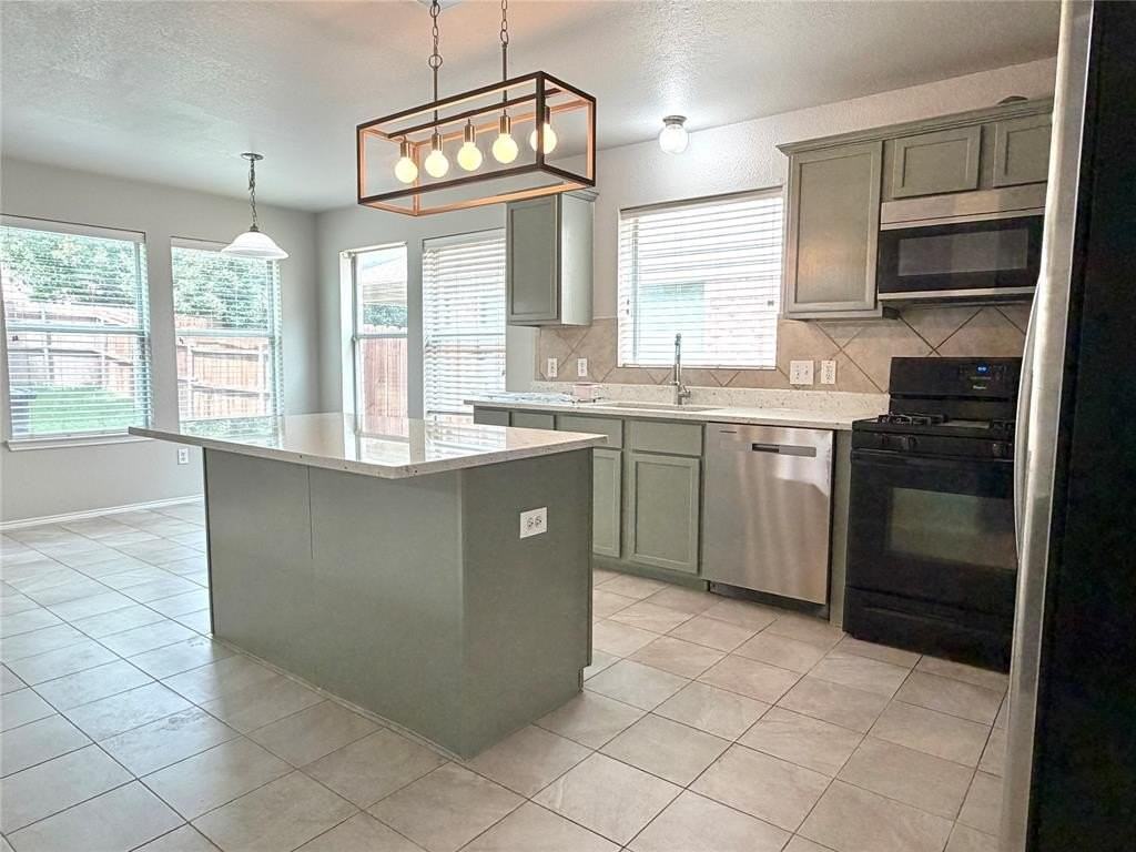 10616 Colfax Dr - Photo 4 of 26