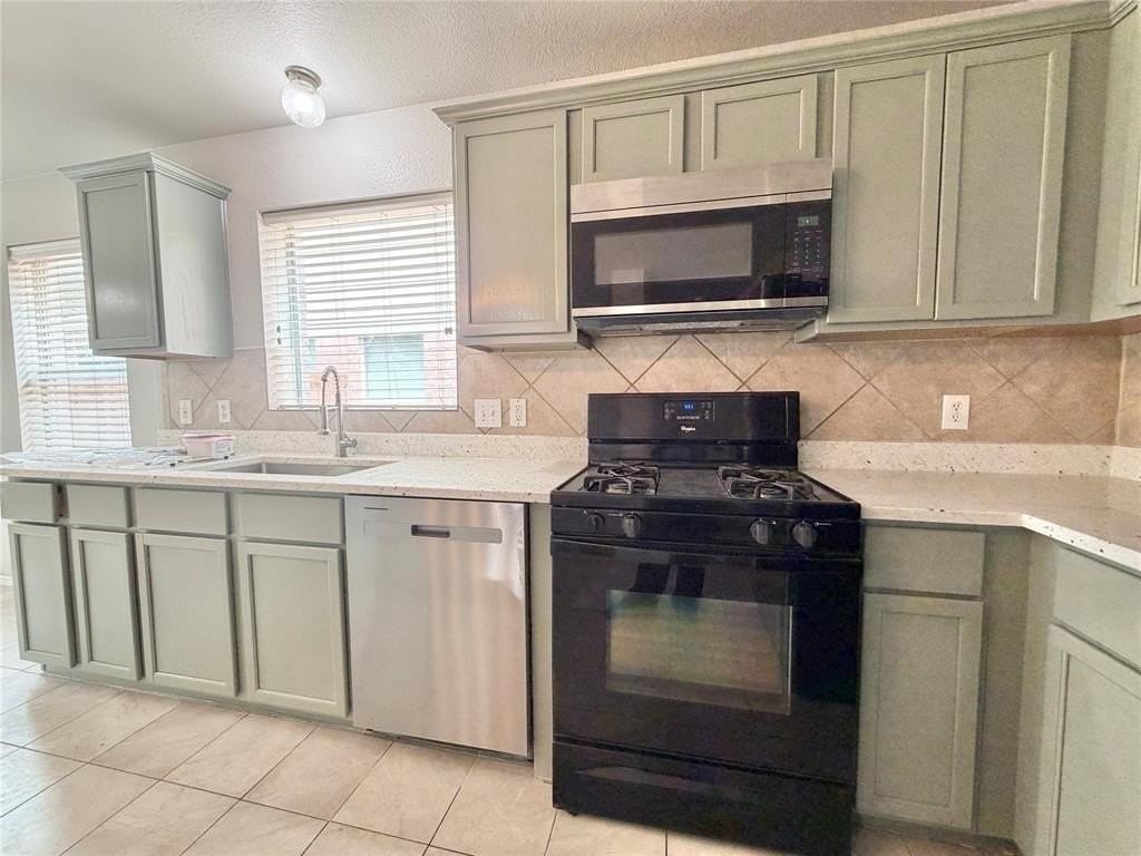 10616 Colfax Dr - Photo 7 of 26