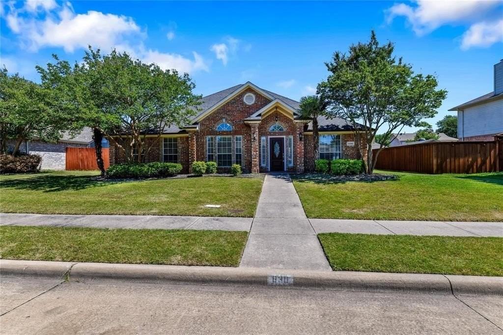 630 Lakewood Dr - Photo 2 of 29