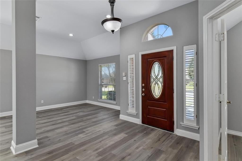 630 Lakewood Dr - Photo 5 of 29