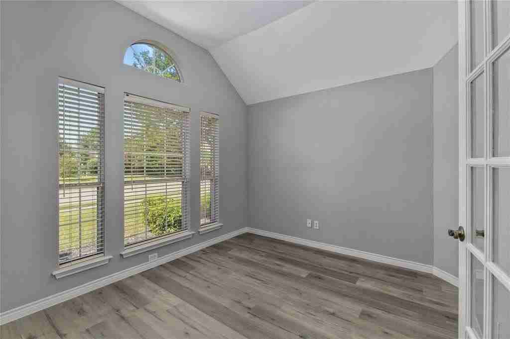 630 Lakewood Dr - Photo 6 of 29