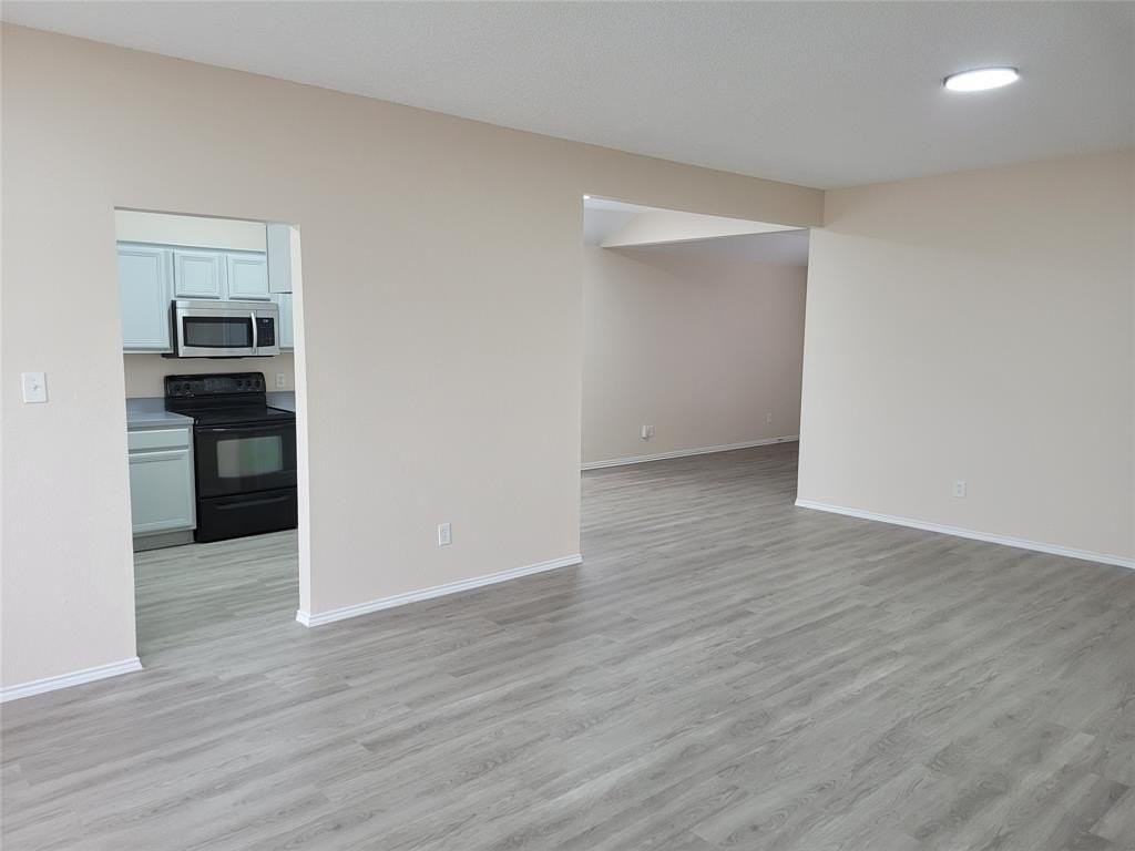 6808 W Lynn Creek Dr - Photo 2 of 12
