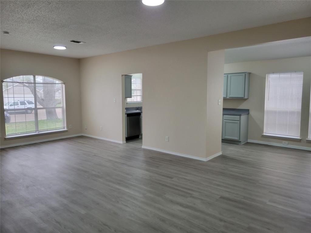 6808 W Lynn Creek Dr - Photo 3 of 12