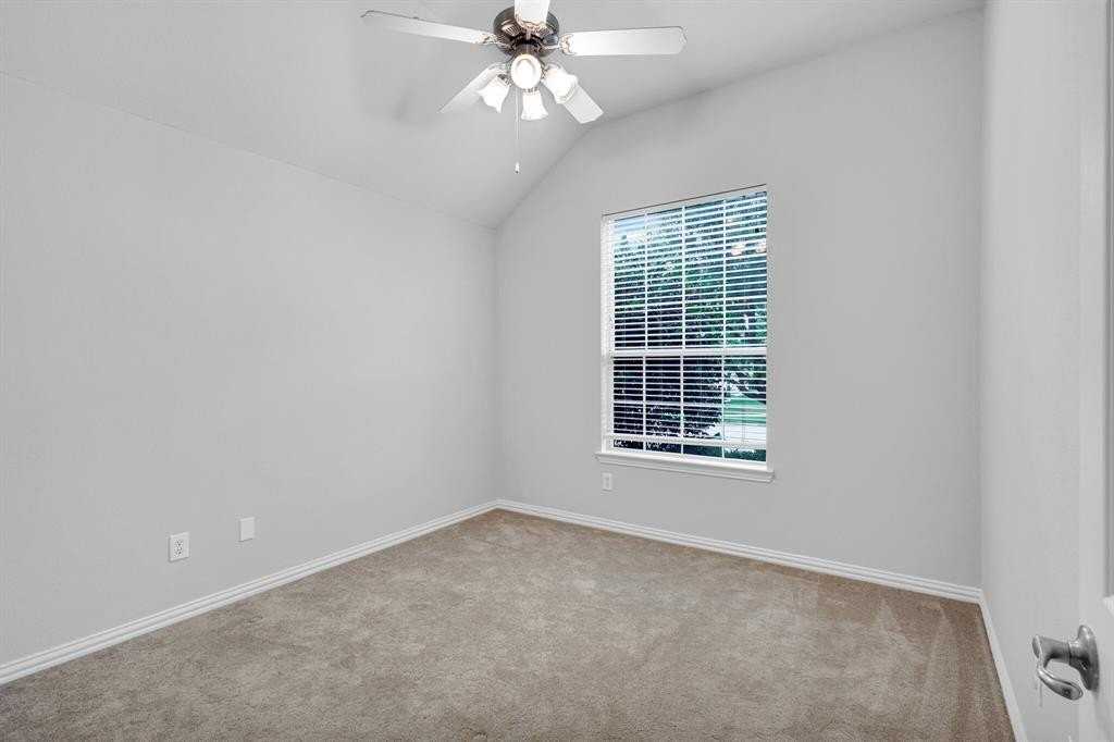 3233 Horizons Dr - Photo 2 of 22
