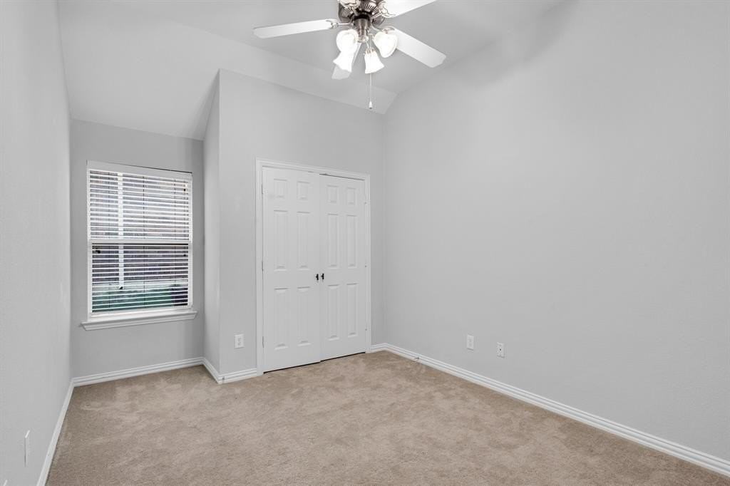3233 Horizons Dr - Photo 6 of 22